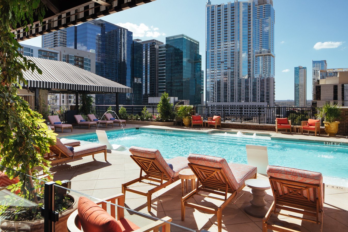 zazaaustin_pool2